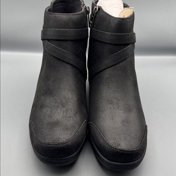 Skechers Women’s Pier-Lite - Everlasting Ankle Boots - Picture 2 of 5